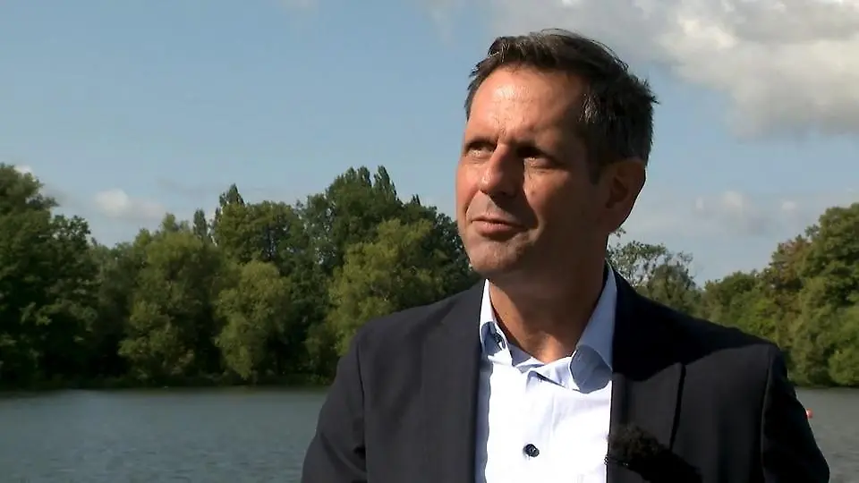 Hannover: Erfolgsdruck „immens“ - deshalb bleibt Ministerpräsident Olaf Lies (SPD) optimistisch
