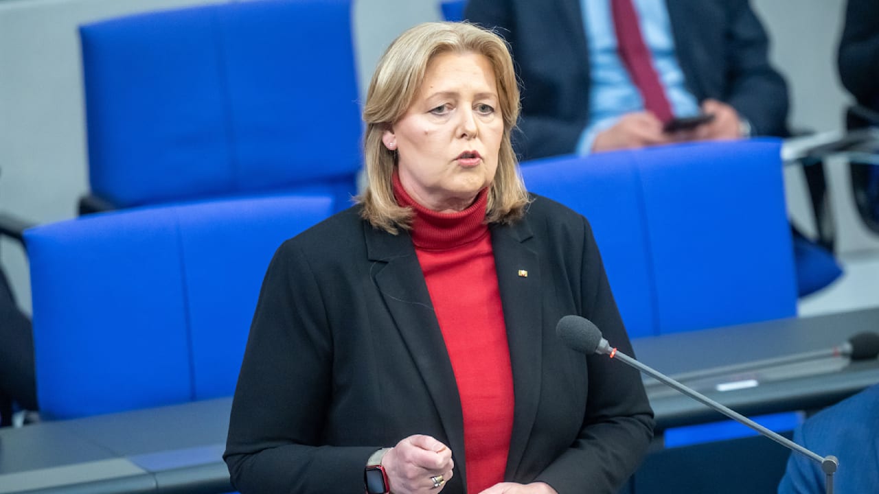 Bärbel Bas: „Es wandert niemand in unsere Sozialsysteme ein“ | Politik