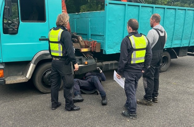 POL-MG: Roadpol Bus & Truck: Schwerlastverkehr im Fokus