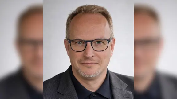 Kandidat Björn Warmer als Kandidat für die Bürgermeisterwahlen in Reinbek.