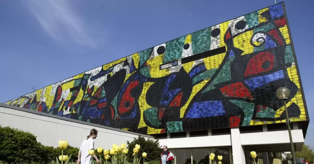 Hinter der Miró-Wand warten 10.000 Schätze: Ein Tag im Wilhelm-Hack-Museum - Pfalzgeschichte(n)