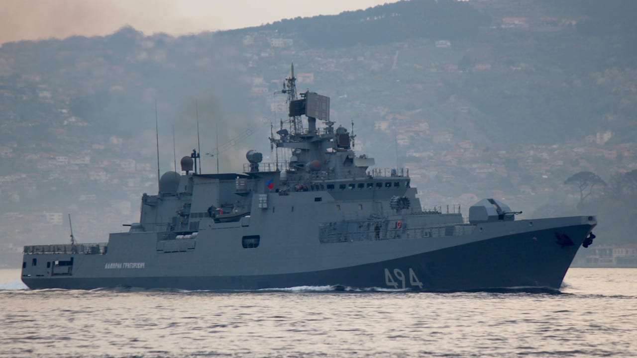 Im Ärmelkanal: Russisches Kriegsschiff feuert Warnschuss auf britische Jacht ab | Politik