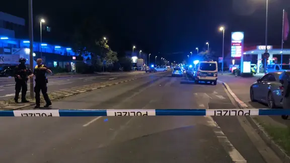 Nach Schüssen in Göttingen ist die Polizei im Großeinsatz | TeleNewsNetwork Nach Schüssen in Göttingen ist die Polizei im Großeinsatz