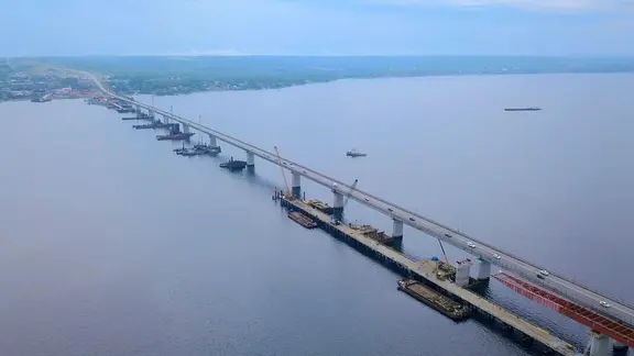 Die Brücke zur Halbinsel Krim. | IMAGO / Zoonar krim
