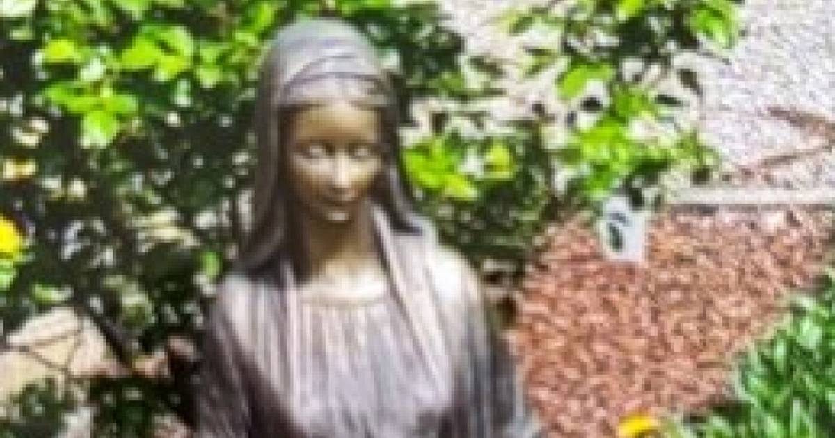Skulptur gestohlen vom Friedhof in Duisburg-Hamborn