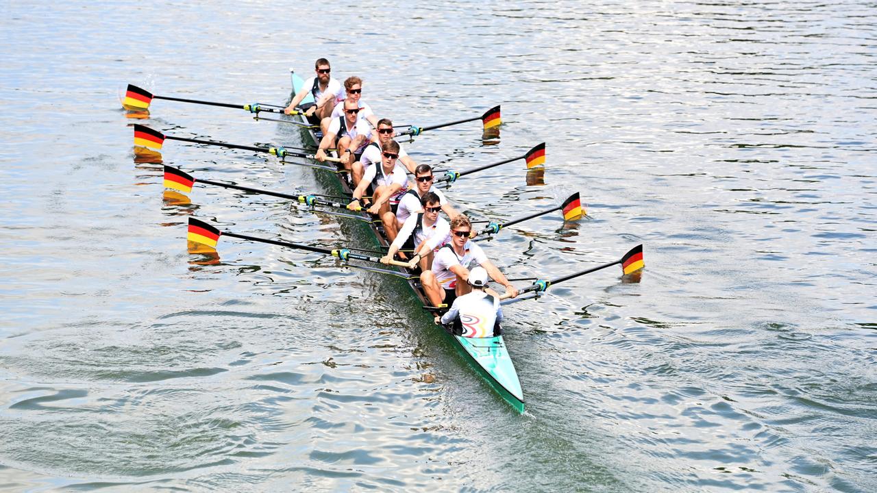 Rudern: Der Deutschland-Achter gewinnt die Finals in Hannover