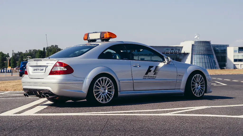MBA_CLK63_SE