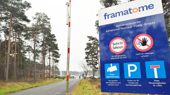 eine Einfahrt zur Brennelementefabrik in Lingen | NDR, Josephine Lütke eine Einfahrt zur Brennelementefabrik in Lingen