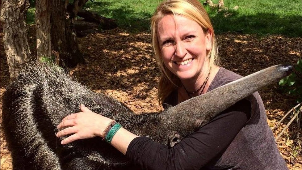 Zoologin stirbt bei Flugzeugabsturz: Trauer um Lydia Möcklinghoff | Regional