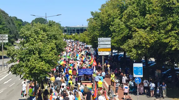 Der CSD in Kiel. | NDR, Alexa Black Der CSD in Kiel.