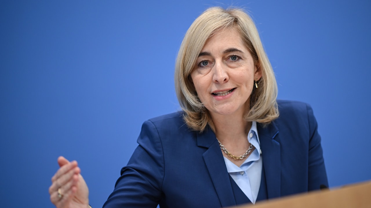 Großes Defizit erwartet: Krankenkassen bekommen 1,4 Milliarden Euro vom Bund! | Politik