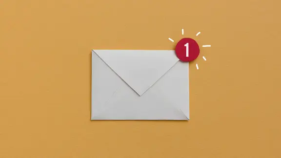 Das Finanzministerium in Schleswig-Holstein weist daraufhin, dass gefälschte E-Mails sofort gelöscht werden sollten. | Marie Maerz / photocase.de, Marie Maerz / photocase.de Ein Briefumschlaf mit einer "1" als Benachrichtigung.