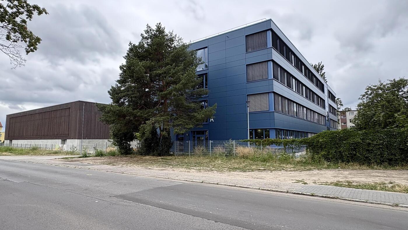 Ein Bezirk, zwei Extreme: Berlins am besten und am schlechtesten ausgestattete Schulen liegen nur wenige Kilometer auseinander