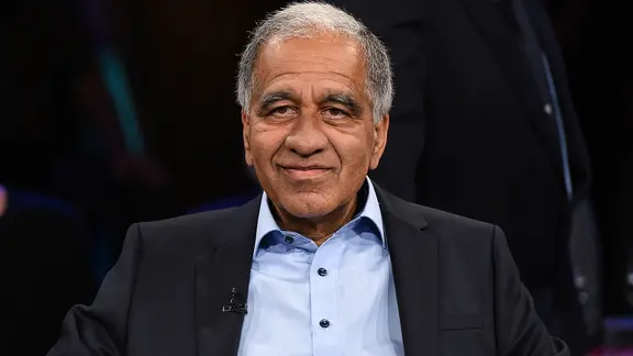 Meteorologe und Klimaforscher Prof. Dr. Mojib Latif | NDR/Uwe Ernst, Uwe Ernst Meteorologe und Klimaforscher Prof. Dr. Mojib Latif zu Gast in der NDR Talk Show am 6. Oktober 2017