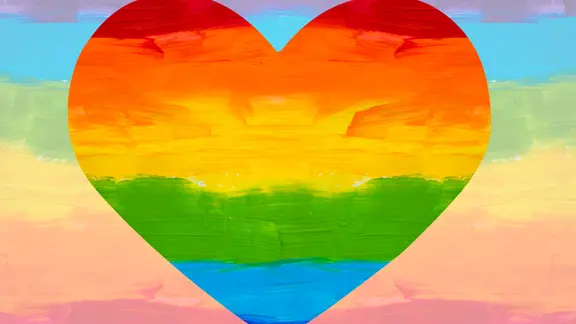 eine Grafik, zu sehen ist ein Herz in den Farben des Regenbogens: ein Symbol der queeren Kultur | IMAGO/Depositphotos eine Grafik, zu sehen ist ein Herz in den Farben des Regenbogens: ein Symbol der queeren Kultur