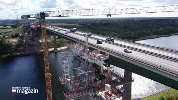 Eine Baustelle an der Rader Hochbrücke. | Screenshot Eine Baustelle an der Rader Hochbrücke.
