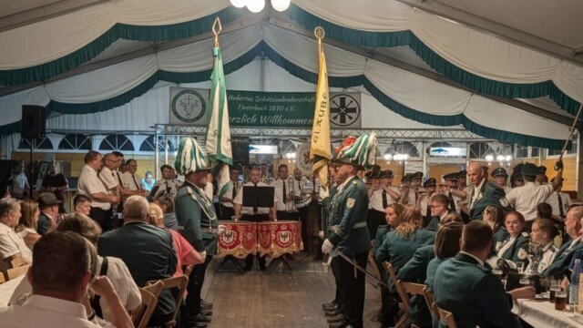 Zapfenstreich | Foto Gabi Gründker