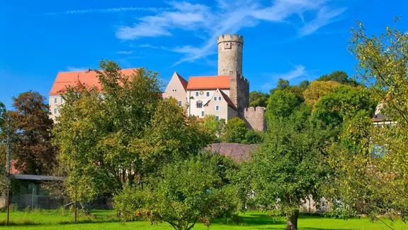 Die Burg Gnandstein ist eine mittelalterliche Ritterburg. Sie liegt inmitten des Kohrener Landes. | IMAGO / Sylvio Dittrich Die Burg Gnandstein ist eine besterhaltene mittelalterliche Ritterburg. Sie liegt mitten im Kohrener Landes, einem der schönsten und reizvollsten Erholungsgebiete zwischen Leipzig und Chemnitz.