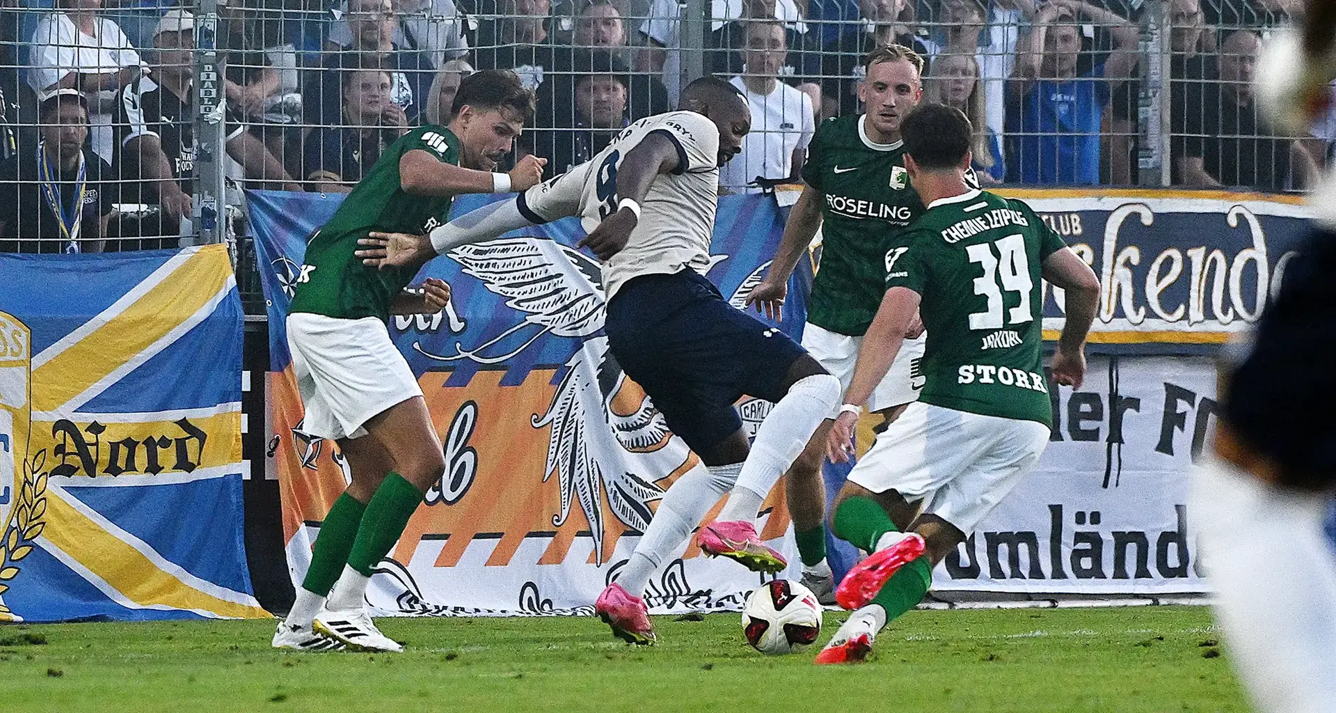 Carl Zeiss Jena siegt dank Geistesblitz bei Chemie Leipzig