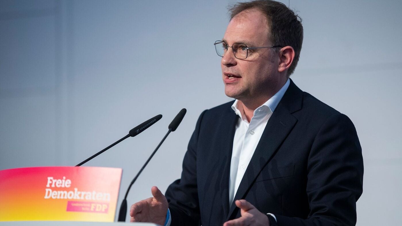 Nach Wahlkampfveranstaltung in Berlin: FDP-Kandidat Meyer verteidigt Kritik bei Debatte in Moschee