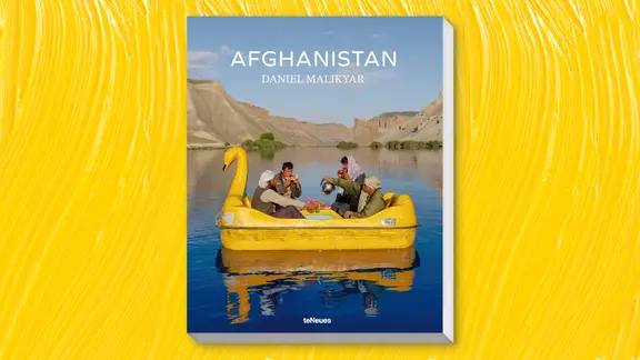 Cover: Daniel Malikyar: "Afghanistan" | teNeues Verlag Cover: Daniel Malikyar: "Afghanistan"
