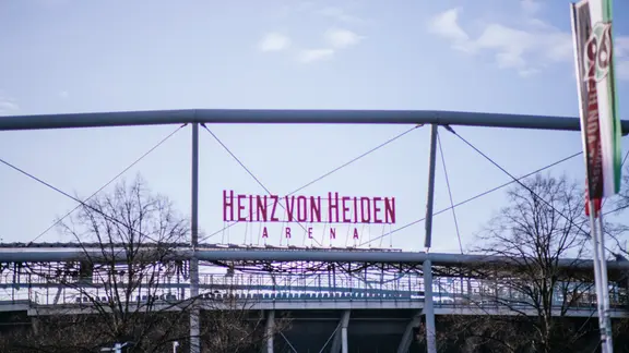 Die Heinz von Heiden Arena in Hannover. | NDR, Julius Matuschik Die Heinz von Heiden Arena in Hannover.