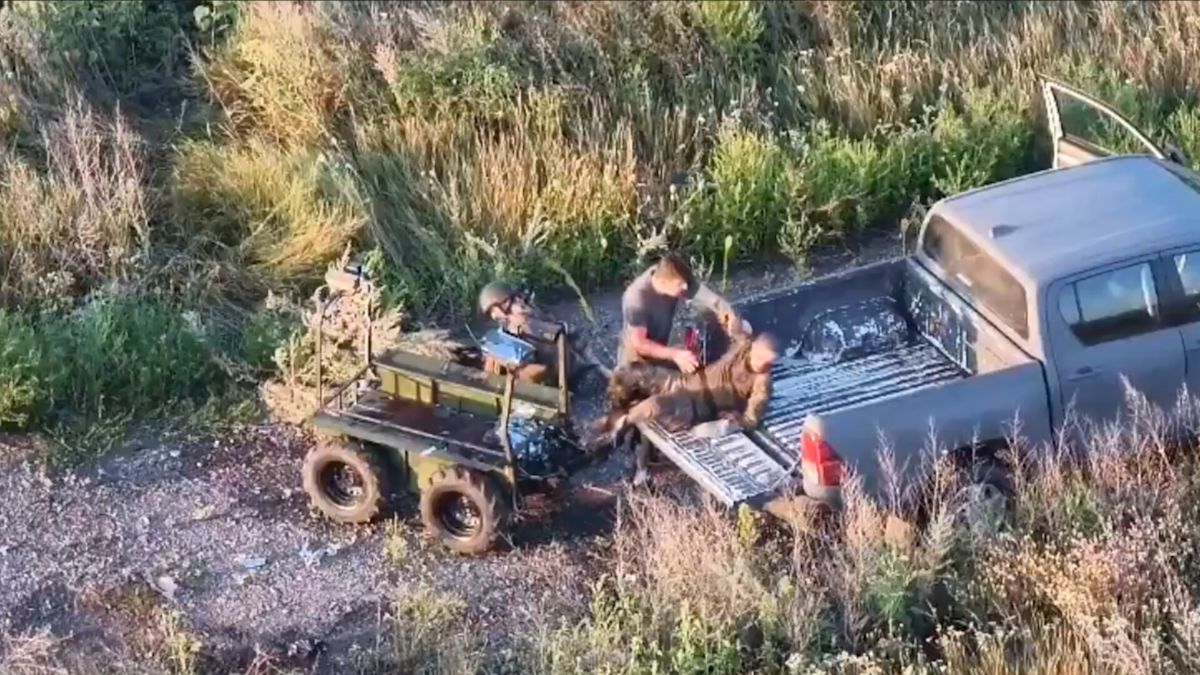Angriff auf Evakuierungswagen - Ukraine-Soldat rettete wohl Verwundete vor russischer Drohne
