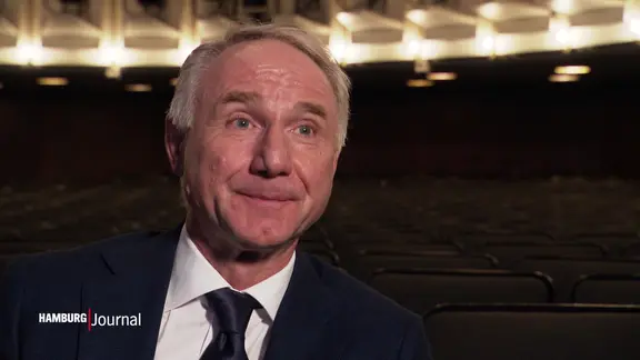 Der Schriftsteller Dan Brown. | Screenshot Der Schriftsteller Dan Brown.