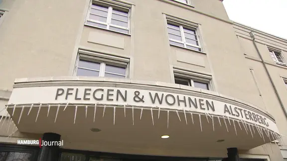 Ver.di bezeichnet die Einigung als "bundesweit herausragenden Tarifvertrag in der stationären Langzeitpflege". | Screenshot Eingang zu Pflegen und Wohnen Alsterberg
