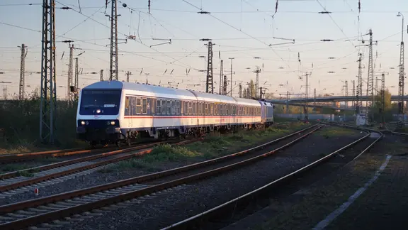 Ein ausgeliehener TRI-Ersatzzug für die S-Bahn Hannover. | Transdev / TRI Thomas Beckers Ein ausgeliehener TRI-Ersatzzug für die S-Bahn Hannover.