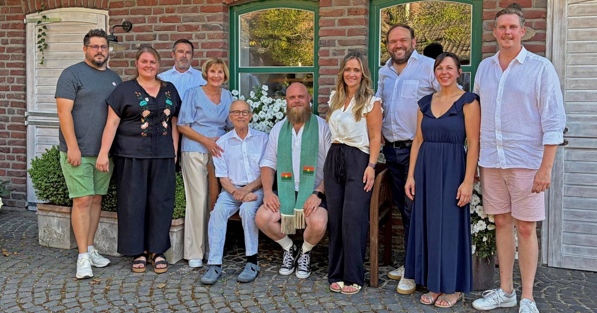 Spendenübergabe in Schiefbahn: Schützen sammeln Spenden für Vereine