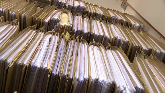 Hängende Akten im Schrank | NDR, kostenfrei Hängende Akten im Schrank