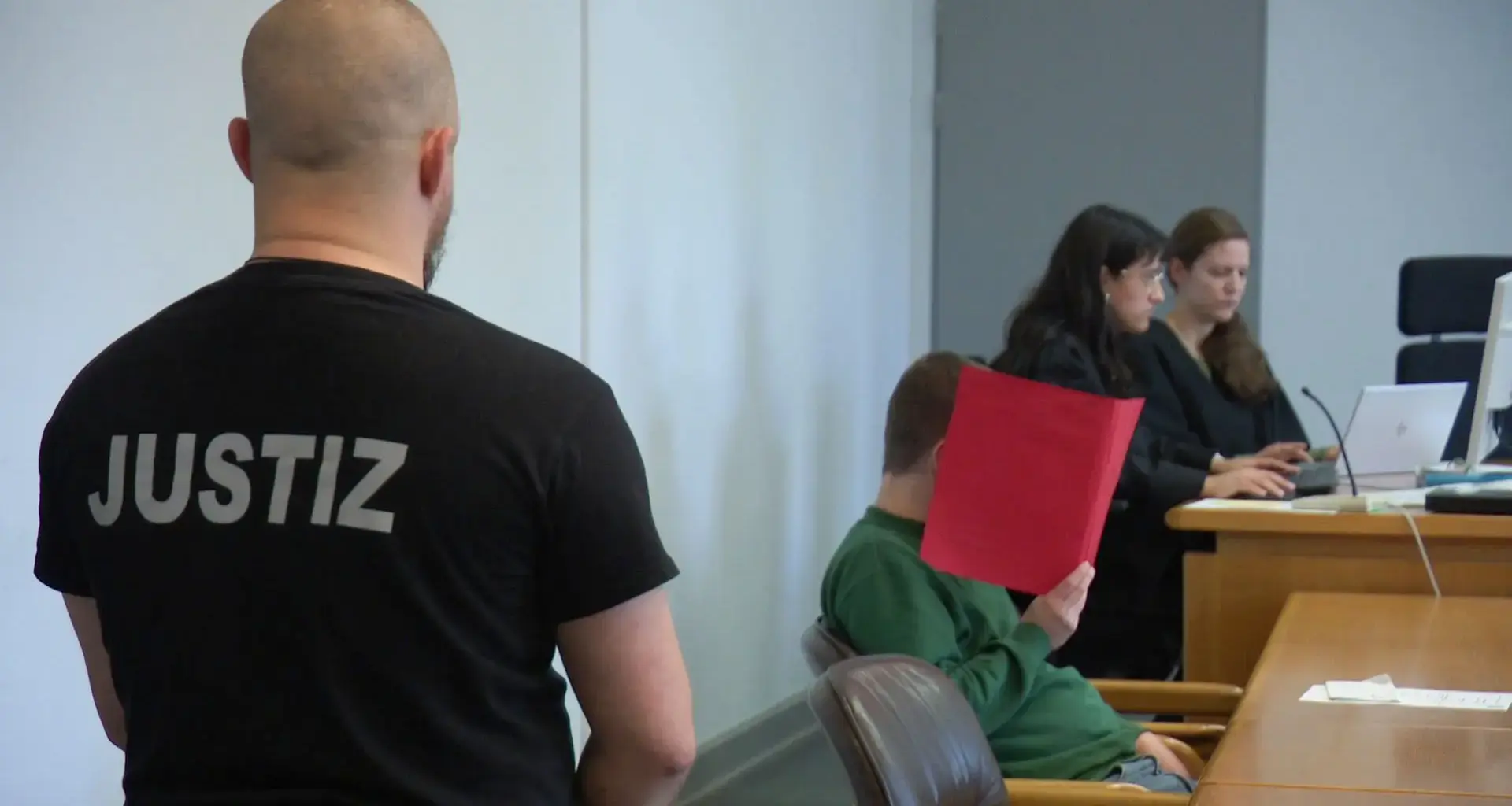 Urteil im Armbrust-Prozess gefallen: Haft und Schmerzensgeld