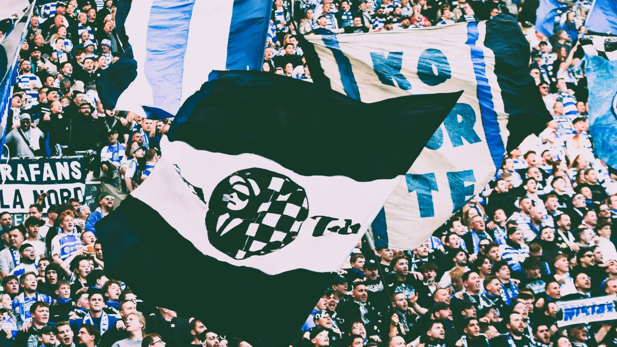 Du betrachtest gerade Fan-Wahnsinn: MSV Duisburg sorgt für blaue Wand in Düsseldorf