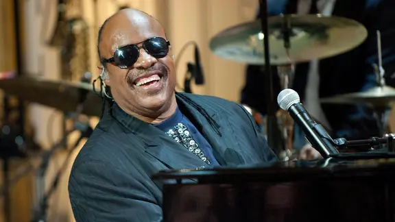 Stevie Wonder | IMAGO / Newscom World Stevie Wonder