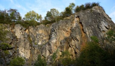 Selbstgebaute Sprunganlage!: Frau (21) stirbt beim Bungee-Jumping in NRW | News