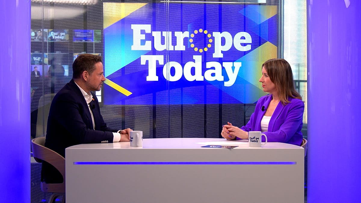 Ukraine peace deal without Kyiv would shatter Western credibility, Warsaw mayor tells Euronews