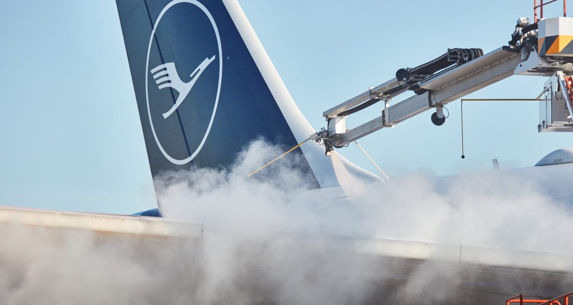 Berlin Airport Grounds Flights For Second Day In A Row As Freezing Rain And Black Ice Cause Havoc