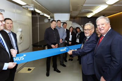 Bill Buckley cuts the ribbon at the new HUS BNCT facility featuring nuBeam
Photo credit: Ville Männikkö / Helsinki University Hospital