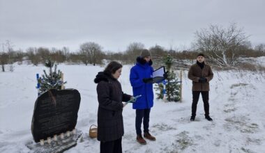 Holocaust Remembrance Day marked at memorial to French Jews in Tallinn | News