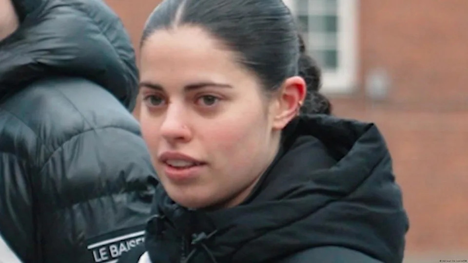 Leorah Olsen volunteered to serve 11 months in the military, saying she wants to challenge herself<span class="copyright">Adriaan De Loore/DW</span>