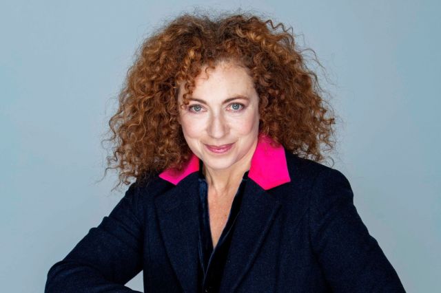 Alex Kingston (2)