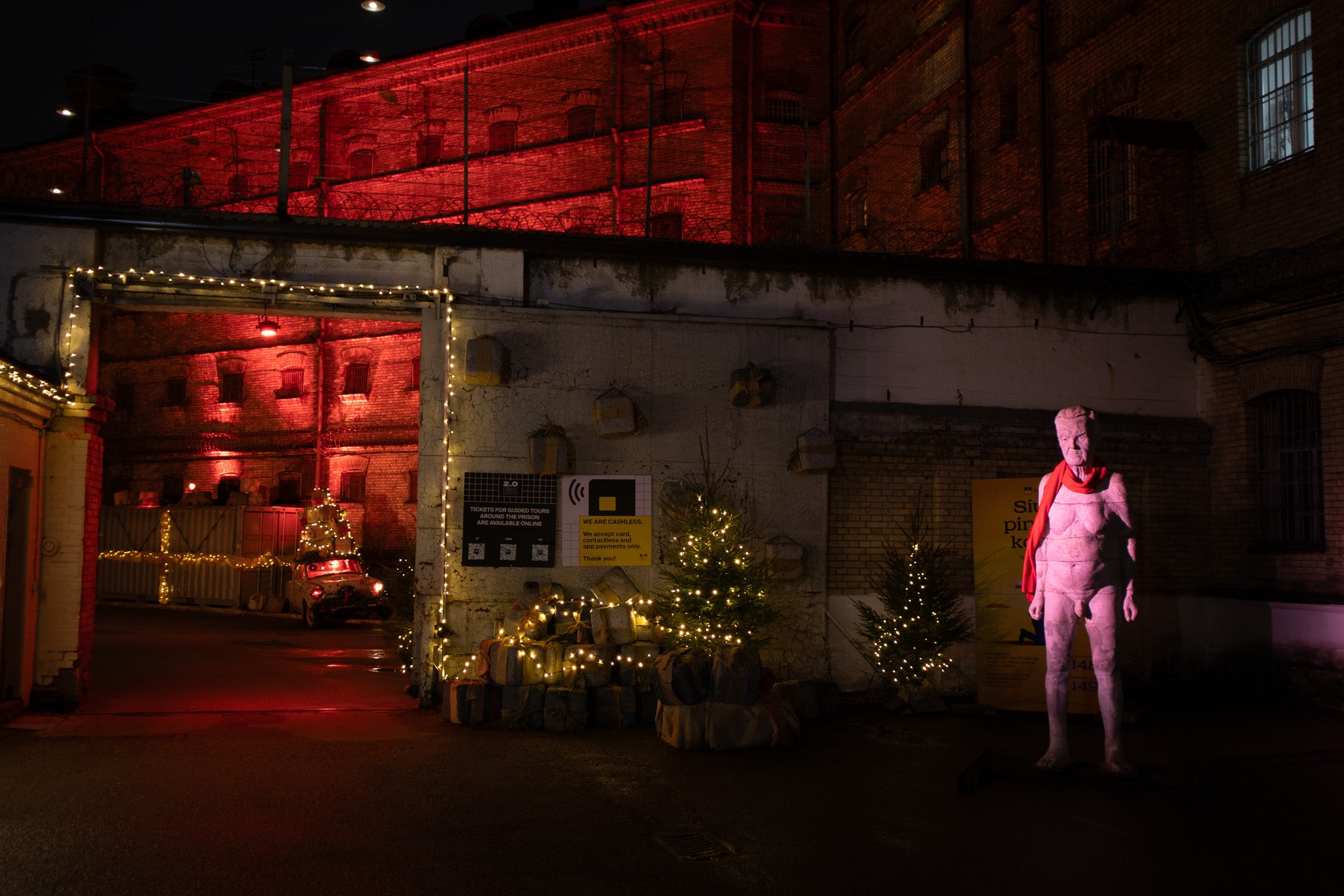 Christmas lights in the courtyard of Lukiškės Prison