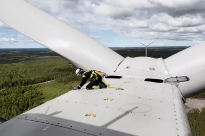 Wind Turbine Maintenance | Vestas