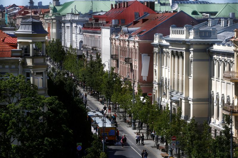 Lithuania's Vilnius Airport suspends traffic over possible balloons in airspace