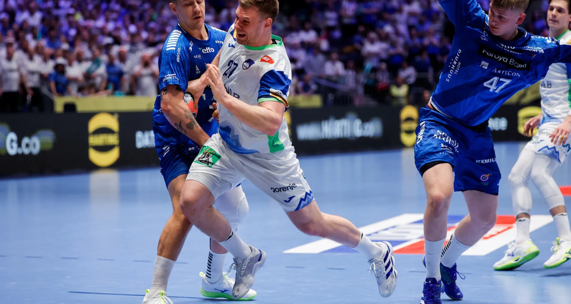 Slovenia defeat Faroe Islands; take Swiss to EHF EURO 2026 main round