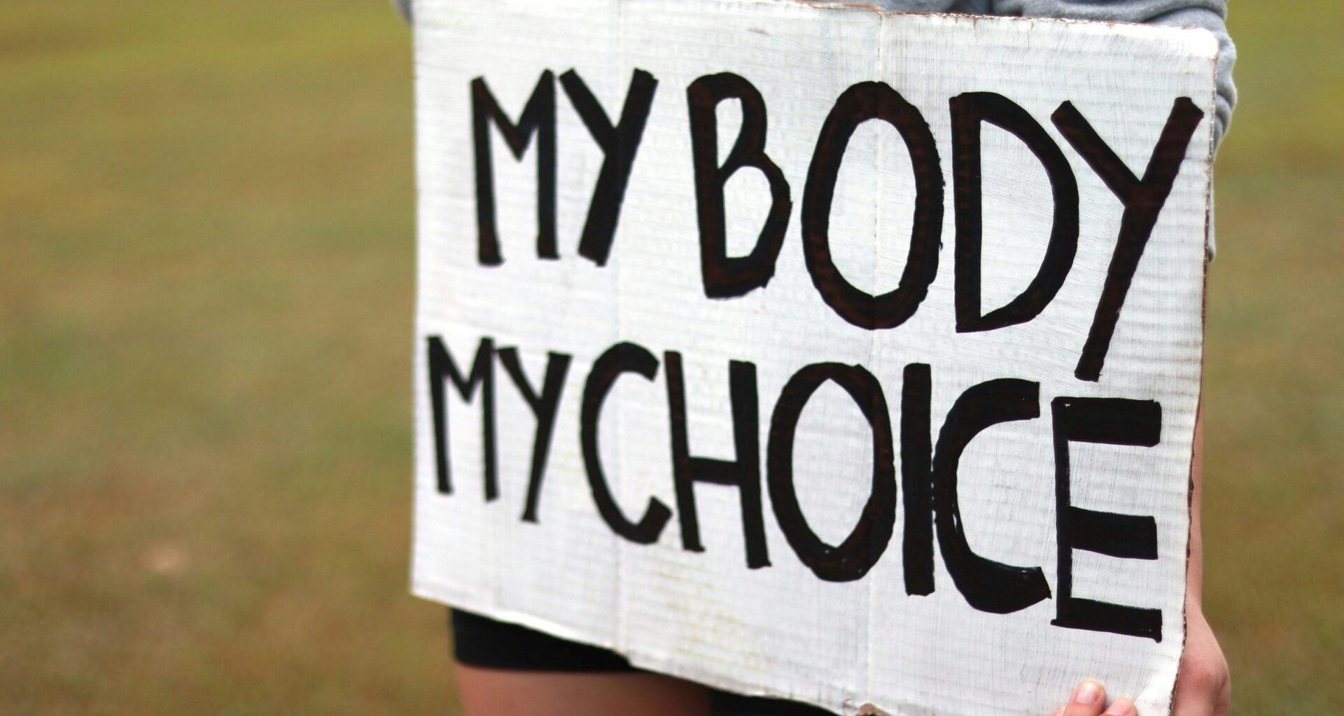 According to the activists from My Voice, My Choice, more than 20 million women in the EU don’t have access to safe abortions <a target="_blank" href="https://unsplash.com/@jasmineofmicronesia">(Photo: Jasmine)</a>