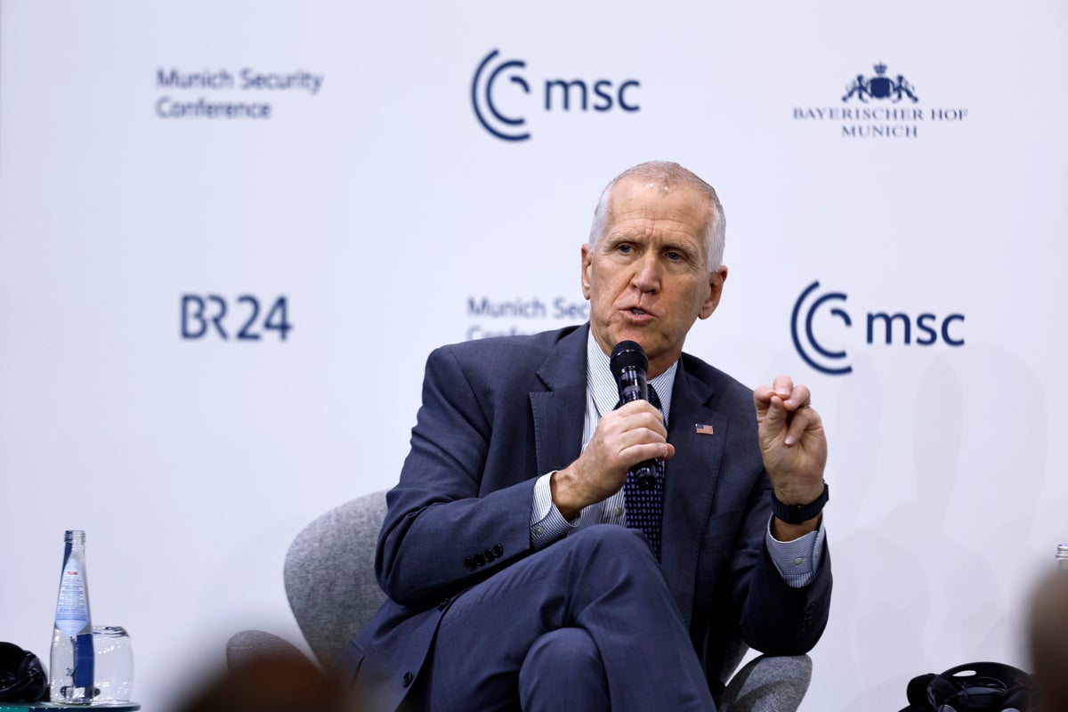 Republican senator calls Trump ‘irresponsible’ over Greenland threats