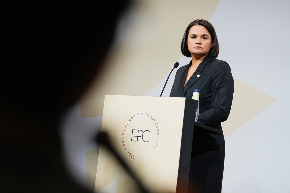 Sviatlana Tsikhanouskaya holds a press conference in Copenhagen, Denmark, 2 October 2025. Photo: EPA/THOMAS TRAASDAHL
