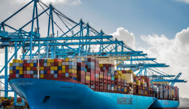 Maersk Axes 1,000 Office Jobs to Trim Costs After Profit Slump